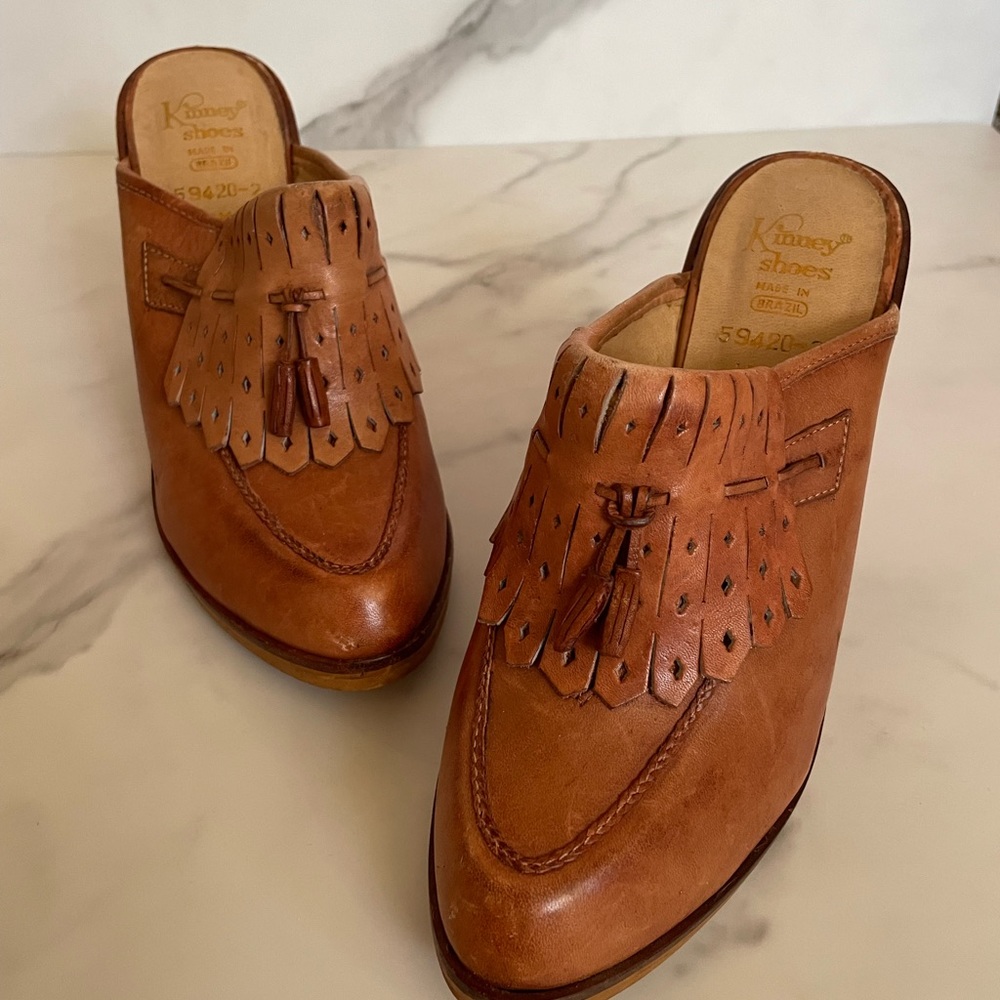 Kinney Shoes Tassel Mule